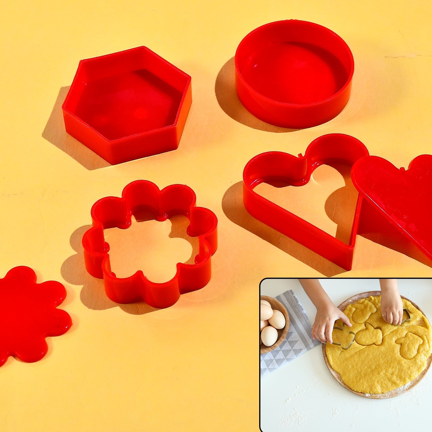 4-pack cookie cutters, heart, star, flower, round shapes. 4-pack cookie cutters, heart, star, flower, round shapes.